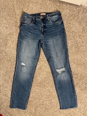 Kut from the Kloth Medium Blue Straight Leg Distressed Jeans